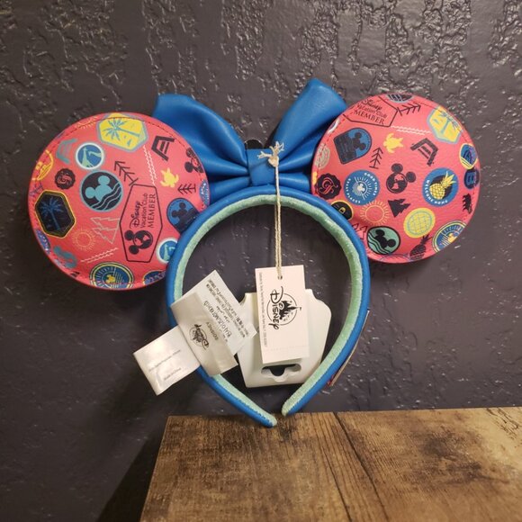 Disney Loungefly Resorts DVC Vacation Club Member Logo Minnie Ears Headband NEW